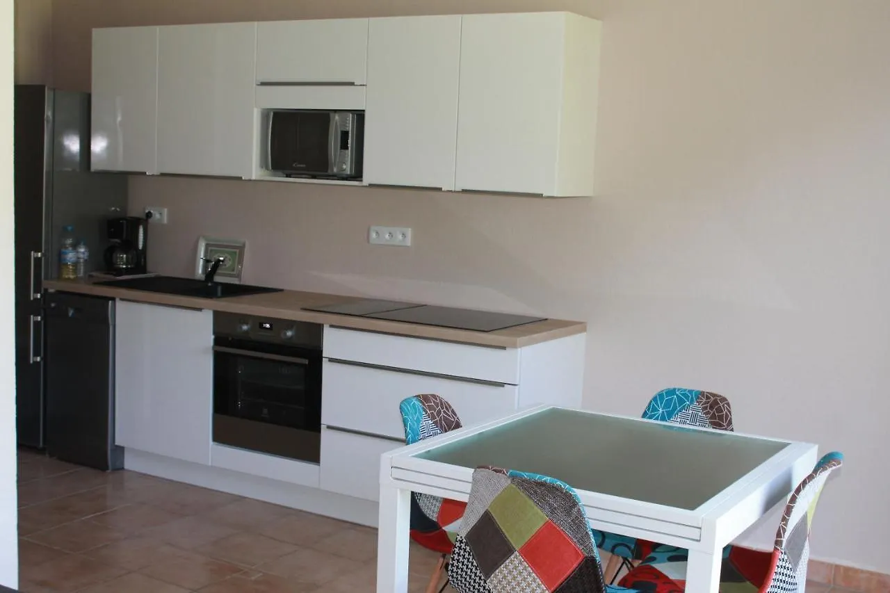Appartement Appart 40 m2, 2 pièces près côte d'azur, piscine, parking, proche du Golf St Donat Mouans-Sartoux