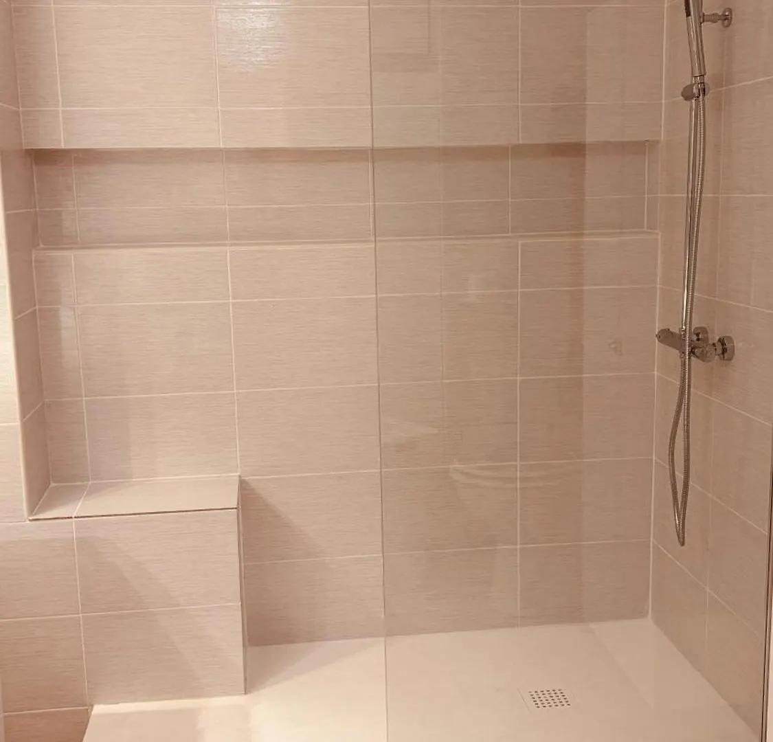 Appartement Appart 40 m2, 2 pièces près côte d'azur, piscine, parking, proche du Golf St Donat Mouans-Sartoux