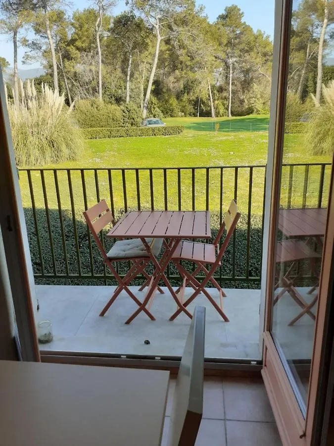 Albatros Appart 40 M2, 2 Pieces Pres Cote D'Azur, Piscine, Parking, Proche Du Golf St Donat Mouans-Sartoux 0*,
