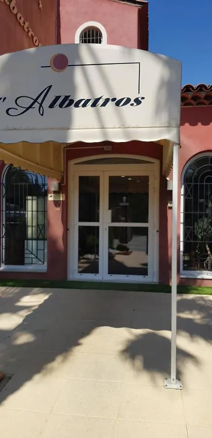 Appt Hotel Albatros Pres Cote D'Azur, Piscine, Parking Prive, Proche Du Golf St Donat Mouans-Sartoux 0*,  France